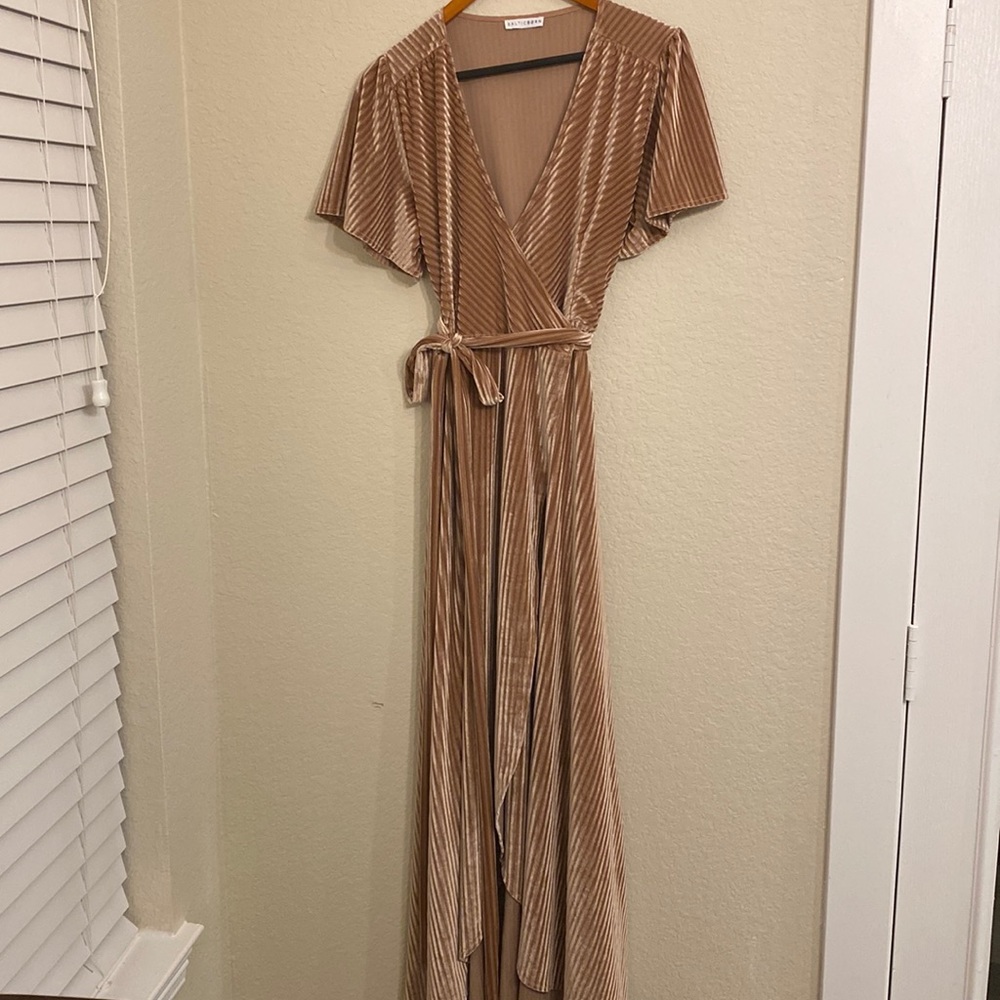 Baltic Born Andi Ribbed Wrapped Dress Champagne Women’s size L